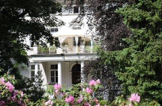 Haus kaufen in 42477 Radevormwald, ​Heritage an der Wupper: Einzigartiges Park-Anwesen im neoklassizistischen Glanz