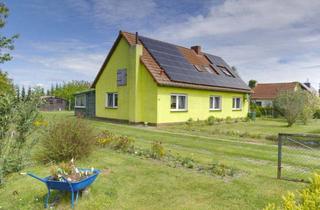 Haus kaufen in 17398 Rossin, Ihr Rückzugsort mit großem Grundstück in ruhiger Lage