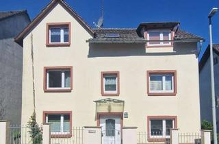 Einfamilienhaus kaufen in Bärstadter Straße 10, 65307 Bad Schwalbach, Einfamilienhaus mit unverbautem Weitblick, Carportanlage und weiterem Grundstück
