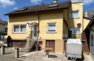 Haus kaufen in 55444 Waldlaubersheim, Solides Wohnhaus mit viel Raum für Ideen