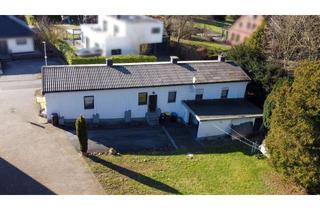 Haus kaufen in 32120 Hiddenhausen, Vermietetes Zweifamilienhaus mit 130 m² Wohnfläche, 1.600 m² Grundstück in Hiddenhausen