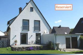 Haus kaufen in 33829 Borgholzhausen, Familienidyll in Borgholzhausen: Wohnhaus mit großem Garten in ruhiger Wohnlage!