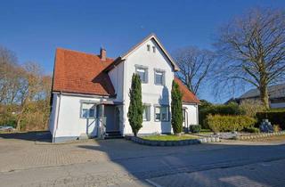 Haus kaufen in 32120 Hiddenhausen, 4Familienhaus mit 365 m² Wohnfläche & 2.500 m² Grundstück – attraktive Kapitalanlage in Hiddenhausen