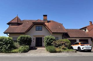 Einfamilienhaus kaufen in 61130 Nidderau, Großzügiges Einfamilienhaus mit separater Einliegerwohnung und großem Garten in Nidderau-Ostheim