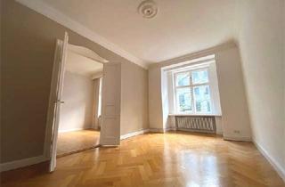 Anlageobjekt in Stephanstraße 31, 12167 Steglitz, Renovierte Jugendstilikone: vermietete Altbauwohnung mit Balkon als Kapitalanlage