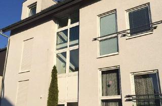 Wohnung mieten in Gerauer Str. 16, 65451 Kelsterbach, Renovierte Single-2 ZKB mit Südbalkon, Einbauküche und Außenstellplatz (von privat)