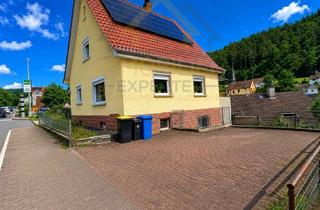 Haus kaufen in Amorbacher Straße 21, 74731 Walldürn, Wohnen mit Herz und Zukunft: Wärmepumpe, Photovoltaik, Garage , Balkon und ein Garten zum Genießen