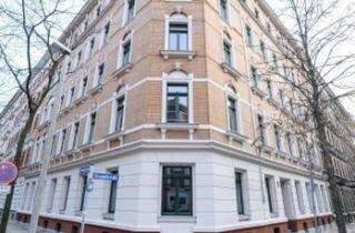 Wohnung kaufen in 04315 Leipzig, Leipzig - Viel Platz im Dachgeschoss! + Parkett + Lift + Wanne & Dusche + 13 m² Dachloggia + große Küche
