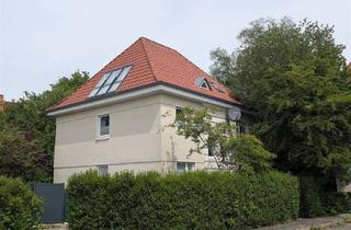 Mehrfamilienhaus kaufen in 26129 Oldenburg, Oldenburg - Charmantes Mehrfamilienhaus mit großem Grundstück in begehrter & ruhiger Lage des Haarentorviertels