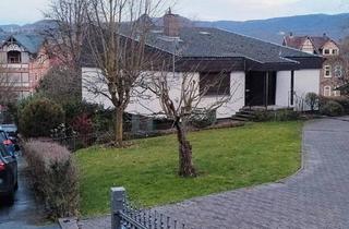 Haus kaufen in 37242 Bad Sooden-Allendorf, Bad Sooden-Allendorf - Bungalow in ruhiger und zentraler Lage - Mit Einliegerwohnung, seperater Zugang Garage