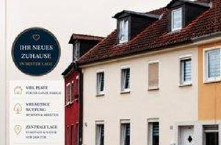 Haus kaufen in 97631 Bad Königshofen, Bad Königshofen im Grabfeld - Wohnhaus mit Scheune, Innenhof und Garagen