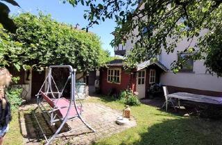 Haus kaufen in 71229 Leonberg, Leonberg - !! Freistehendes Zweifamilienhaus in Leonberg-Höfingen !!