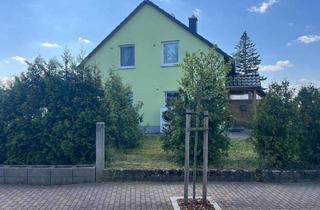 Einfamilienhaus kaufen in 01734 Rabenau, Rabenau - Freistehendes Einfamilienhaus mit Pool in guter Wohnlage von Rabenau