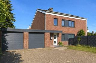 Mehrfamilienhaus kaufen in 48653 Coesfeld, Coesfeld - Kernsaniertes 3-Parteienhaus mit Ausbaureserve, Garten & Wärmepump