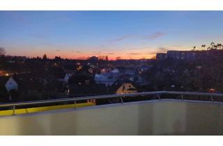 Wohnung mieten in Gravensteiner Steg 25, 12685 Marzahn, Stilvolle, gepflegte 1-Zimmer-Wohnung mit hochwertiger Ausstattung, großem Balkon und EBK