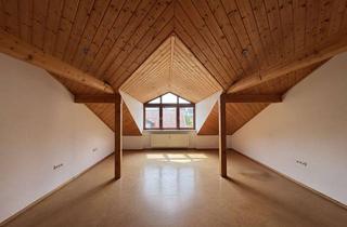 Wohnung mieten in Sankt-Kastl-Straße 10, 85084 Reichertshofen, Charmante 2-Zimmer-Dachgeschosswohung