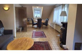 Wohnung mieten in Taunusstr. 12, 61389 Schmitten, Helle und großzügig geschnittene 3-Zimmer-Dachgeschosswohnung mit Kamin in Schmitten