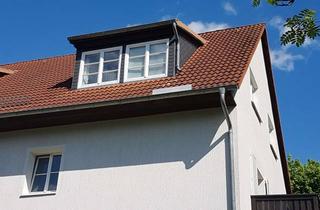 Wohnung mieten in Tornower Straße 56, 16225 Eberswalde, Günstig gelegende 2-Zimmer-Dachgeschosswohnung mit Einbauküche in Eberswalde