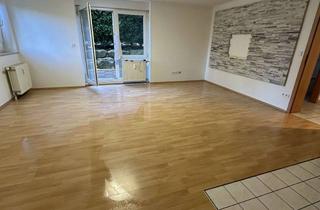 Wohnung mieten in 72766 Reutlingen, 3-Zimmer-Wohnung mit Terrasse und 2 Stellplätzen in Reutlingen