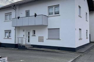 Wohnung mieten in 76532 Sandweier, Gepflegte DG-Wohnung 2 Zimmer, EBK und gemeinschaftlich genutzer Balkon in Sandweier