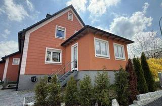 Haus kaufen in 95236 Stammbach, Freistehendes Wohnhaus mit viel Platz und schönem Garten in ruhiger Lage von Stammbach