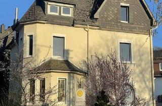 Villa kaufen in 57076 Siegen, Sanierte Altbauvilla mit 7 Zimmern in Weidenau