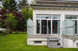 Haus kaufen in 82284 Grafrath, Stilvolles Reihenendhaus mit offener Galerie und sonnigem Garten