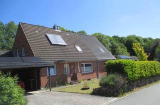 Haus kaufen in 24783 Osterrönfeld, Saniertes 2-Familienhaus in Osterrönfeld