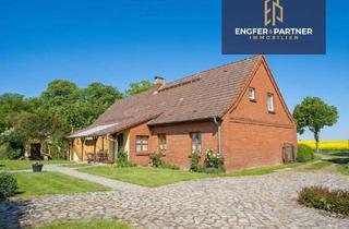 Haus kaufen in 19386 Werder, Historisches Landhaus mit 8 Zimmern auf parkähnlichem Grundstück – ca. 3 ha, ideal für Pferdehalter!