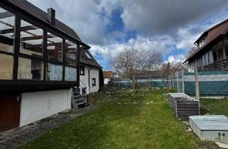 Haus kaufen in Machtolfstr. 24.1, 75378 Bad Liebenzell, Gepflegtes 3 Fam. Haus mit jeweils einer EBK, Holzkaminofen, Garten und Balkon´s in 75378 Möttlingen