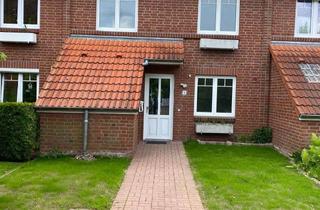 Haus mieten in Kleiner Belt, 23570 Travemünde, Umfangreich modernisiertes Backsteinreihenhaus mit Garten & Garage – 10 Min. zum Strand