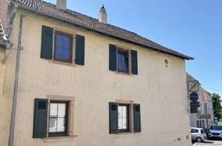 Anlageobjekt in 55595 Hargesheim, Charmantes Hofgut mit zwei Wohnungen, Scheune, Innenhof im Herzen von Hargesheim