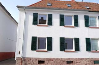 Doppelhaushälfte kaufen in 63303 Dreieich, Dreieichenhain Doppelhaushälfte kernsaniert mit WP & Baugenehmigung für zweites Haus