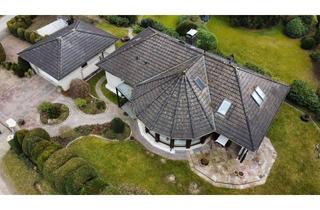 Haus kaufen in Langeloher Weg, 21465 Reinbek, Individuelles Haus in ruhiger Top Waldrandlage in Reinbek