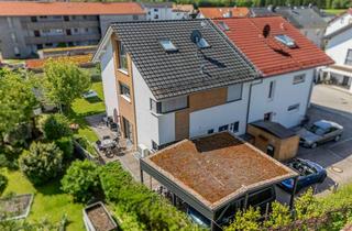 Haus kaufen in 85614 Kirchseeon, Viel Raum für Lebensqualität – Neuwertige DHH mit modernem Wohnkomfort - KAUF GEGEN GEBOT -