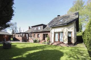 Haus kaufen in 33104 Paderborn, Großzügiges Zweifamilienhaus mit großem Garten für mehrere Generationen in Paderborn-Sennelager