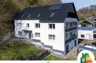 Haus kaufen in 33189 Schlangen, Modernisiertes 3-Familienhaus mit 363 m² Wohnfläche, großem Grundstück und flexibler Nutzung