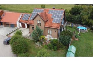 Einfamilienhaus kaufen in 91757 Treuchtlingen, Treuchtlingen - GROßES FAMILIENWOHNHAUS - freihstehendes EFH mit Garage, Carport und Garten in Ortsrandlage
