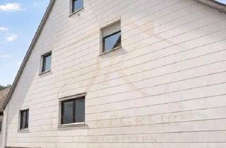 Haus kaufen in 72221 Haiterbach, Haiterbach - Wohnen und Vermieten clever kombiniert: Zweifamilienhaus