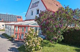 Haus kaufen in 66557 Illingen, Illingen - Zweifamilienhaus in Illingen-Hüttigweiler