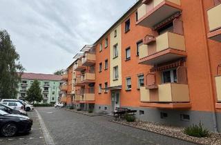Wohnung kaufen in 06679 Hohenmölsen, Hohenmölsen - 2 Raum Wohnung zu verkaufen - Hohenmölsen