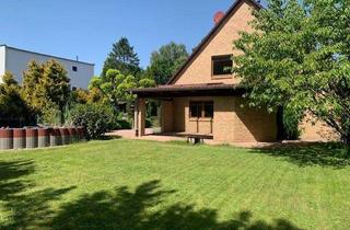 Haus kaufen in 31311 Uetze, Uetze - Provisionsfrei! Traumhaftes EFH mit sep. Büro-Gästebereich