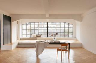 Penthouse kaufen in Friedrichstraße 112, 40217 Friedrichstadt, Penthouse mit Dachterrasse, Sichtbeton, Travertinbädern und Fischgrätparkett