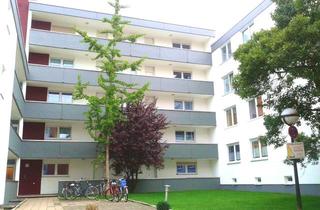 Wohnung kaufen in Florastr, 41460 Neuss, Helle 3-Zimmer-Wohnung mit 2 Bädern, Aufzug, Balkon & Tiefgarage in zentraler Lage von Neuss