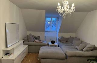 Wohnung mieten in Ludwig-Erhard-Straße 34, 93051 Kumpfmühl-Ziegetsdorf-Neuprüll, Stilvolle, modernisierte 2-Zimmer-Dachgeschosswohnung in Regensburg