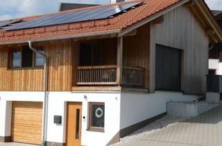 Wohnung mieten in Wörglham 13, 83377 Vachendorf, Wohnen ca 96 m²,Licht, Raum, Holz, KfW 40 Zweifamilienhaus –Galerie, Kaminofen, Einbauküche, Loggia