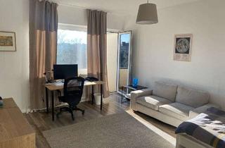 Wohnung mieten in Teikeweg 19, 12109 Mariendorf, Helle, möblierte 1-Zimmer-Wohnung mit Balkon ab 1. Juli (mind. 6 Monate) – direkt an der U6, 10 Min.