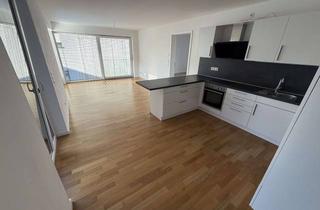 Wohnung mieten in Untere Vorstadt 12, 91275 Auerbach, Neuwertige 3-Zimmer-Wohnung mit Balkon und Küche in Auerbach in der Oberpfalz mit AUFZUG
