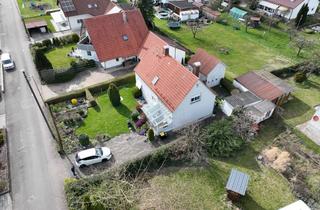Haus kaufen in 89281 Altenstadt, Älteres Wohnhaus mit viel Platz und schönem Grundstück
