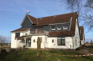 Anlageobjekt in 24229 Schwedeneck, Mit Blick auf die Ostsee *** ehemaliges Pflegeheim *** mit 850 m² Wohn- Nutzfläche *** solitäre Lage ***